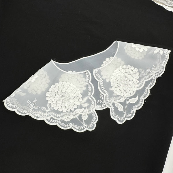 Embroidery collar