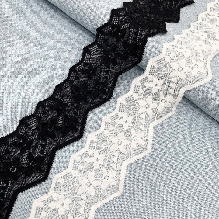 Elastic lace