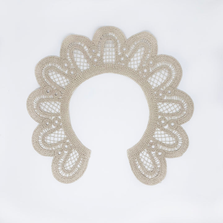 embroidery collar